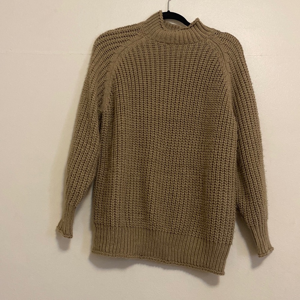 Women’s sweater